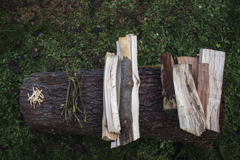 Hvordan-laver-man-bål-Det-skal-du-bruge